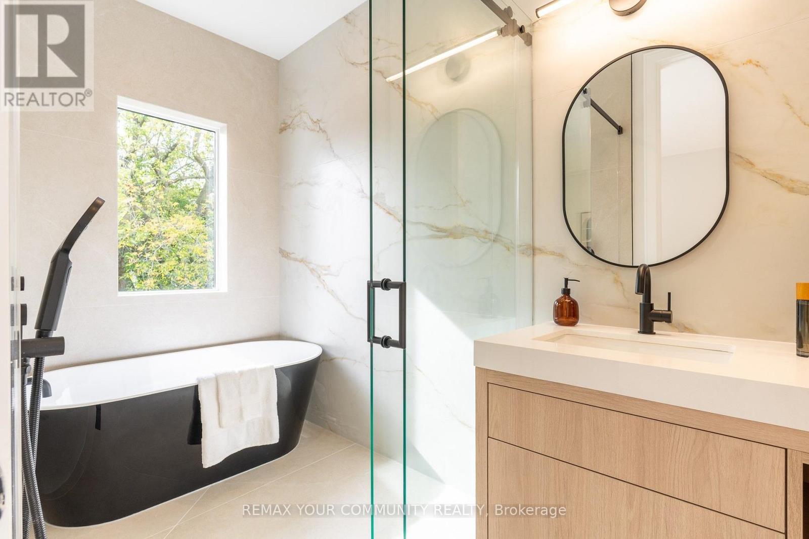 281 Queensdale Avenue Property Photo 26