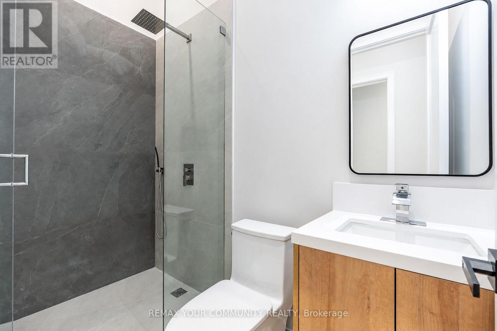 281 Queensdale Avenue Property Photo 46