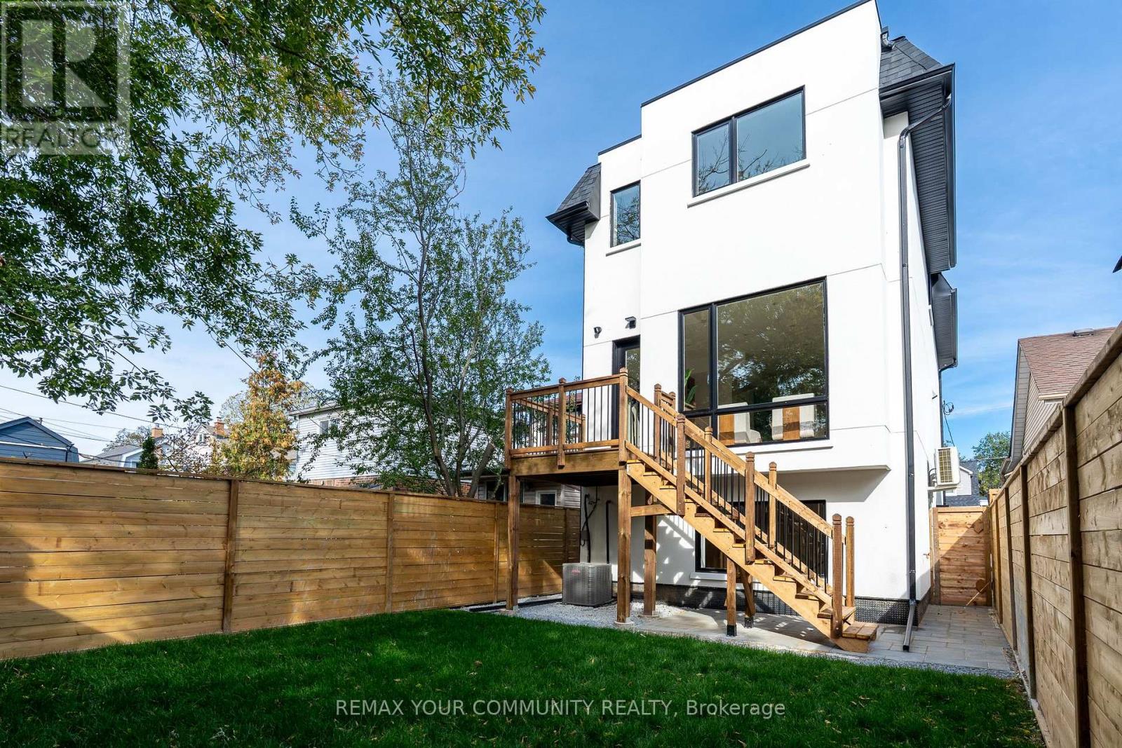 281 Queensdale Avenue Property Photo 47