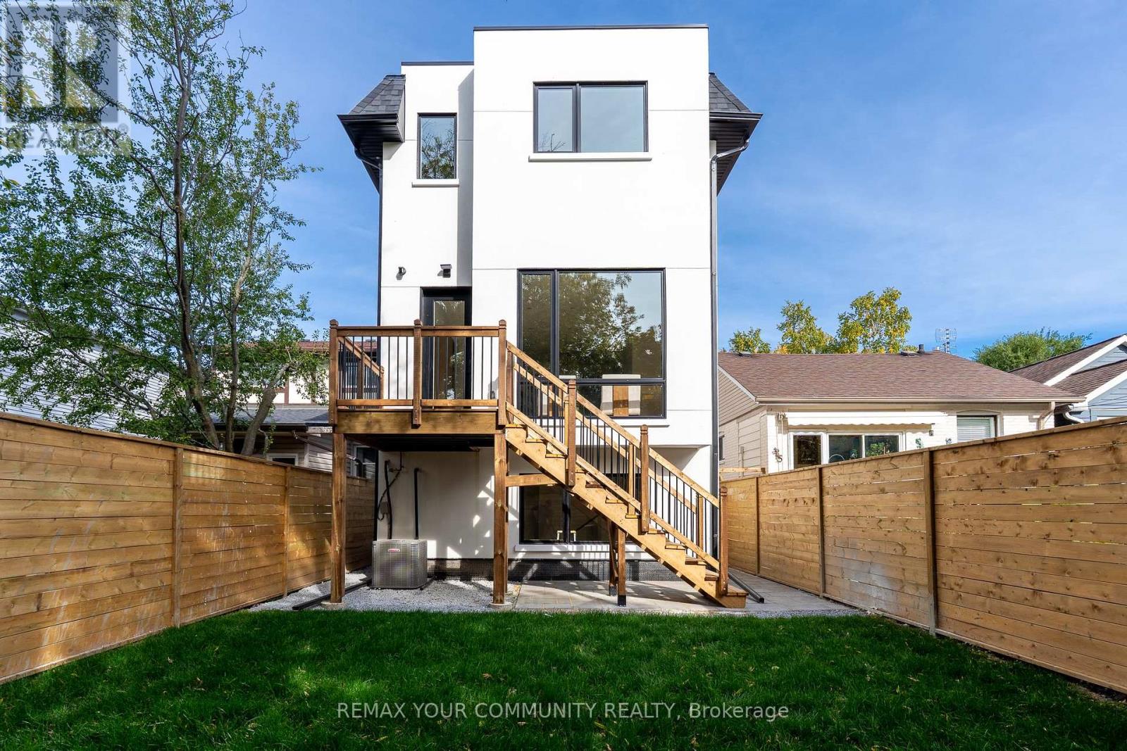 281 Queensdale Avenue Property Photo 48