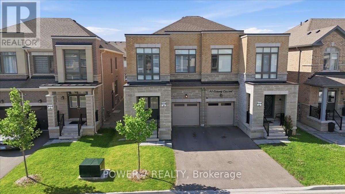 94 Conarty Crescent Property Photo 2