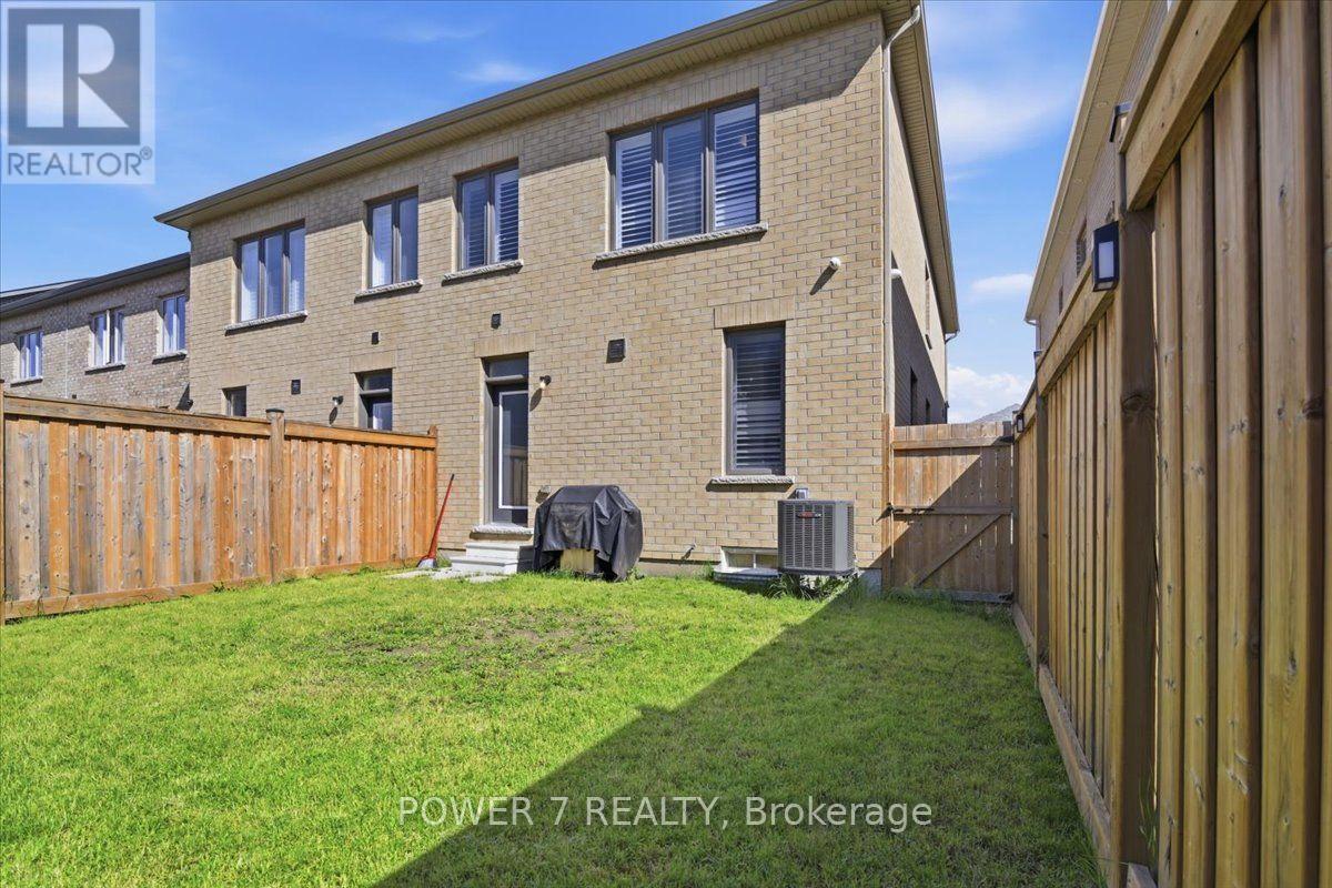94 Conarty Crescent Property Photo 32