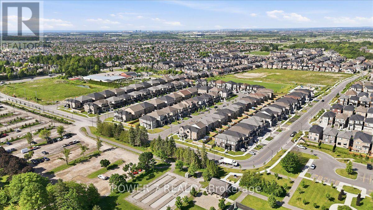 94 Conarty Crescent Property Photo 35
