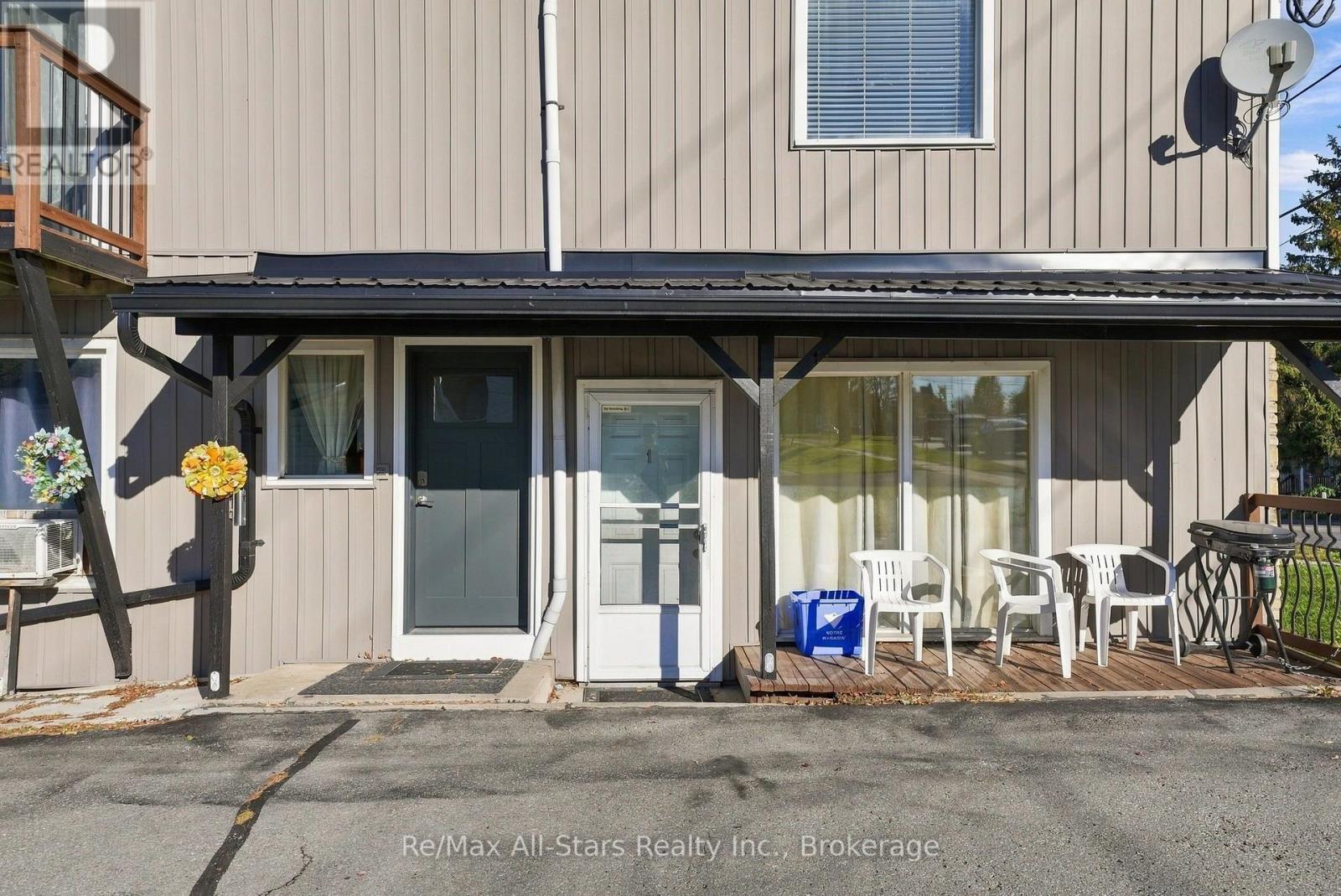 15054 Simcoe Street Property Photo 5