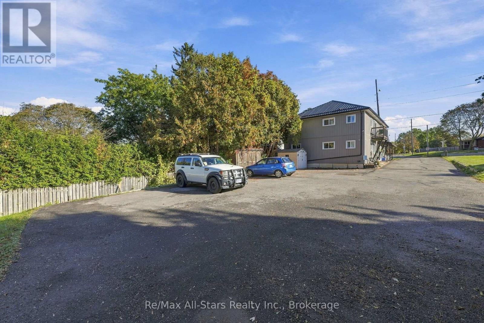 15054 Simcoe Street Property Photo 7