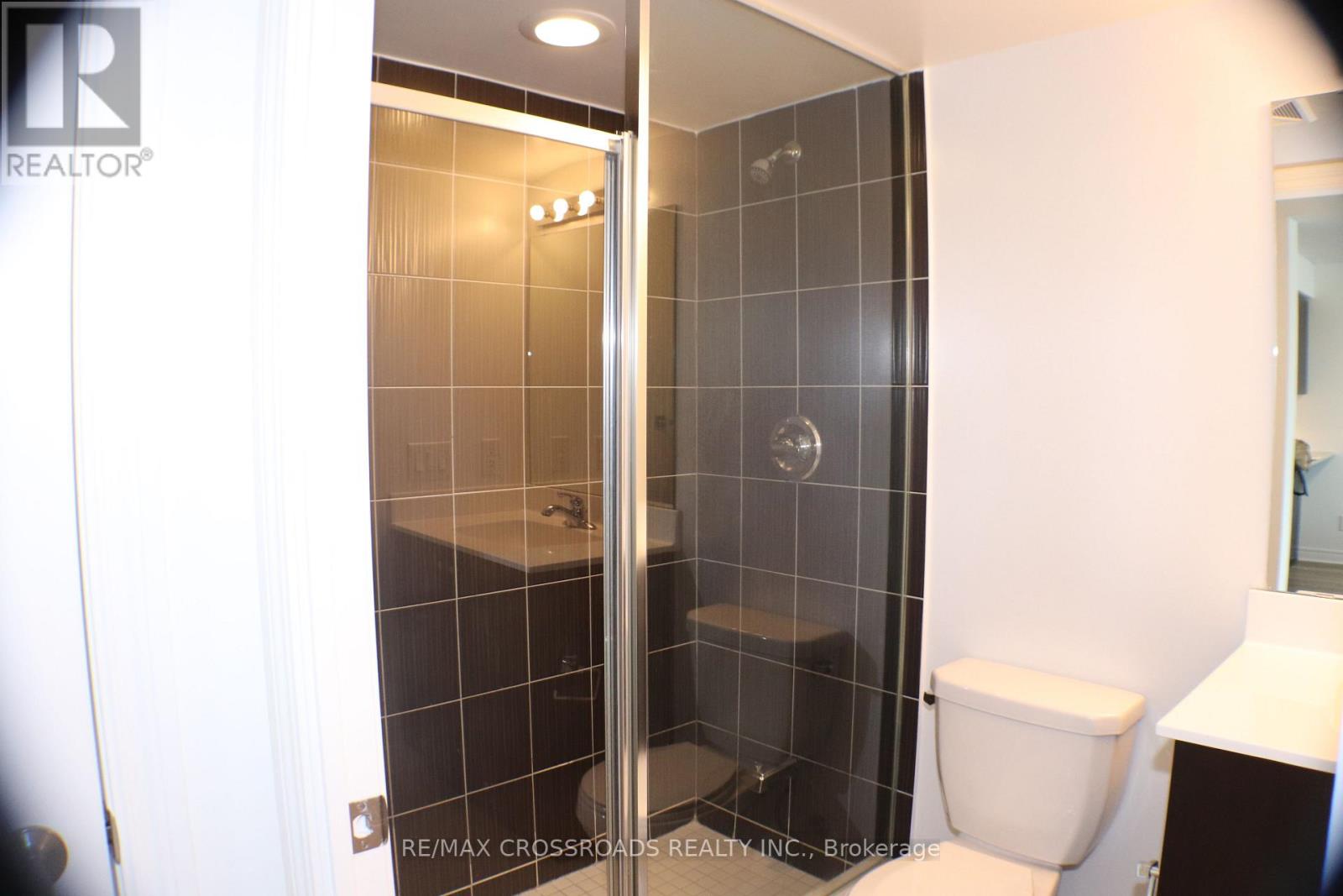 3309 - 50 Town Centre Court Property Photo 8