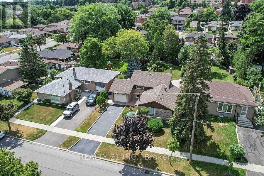 25 Knowlton Drive S Property Photo 17