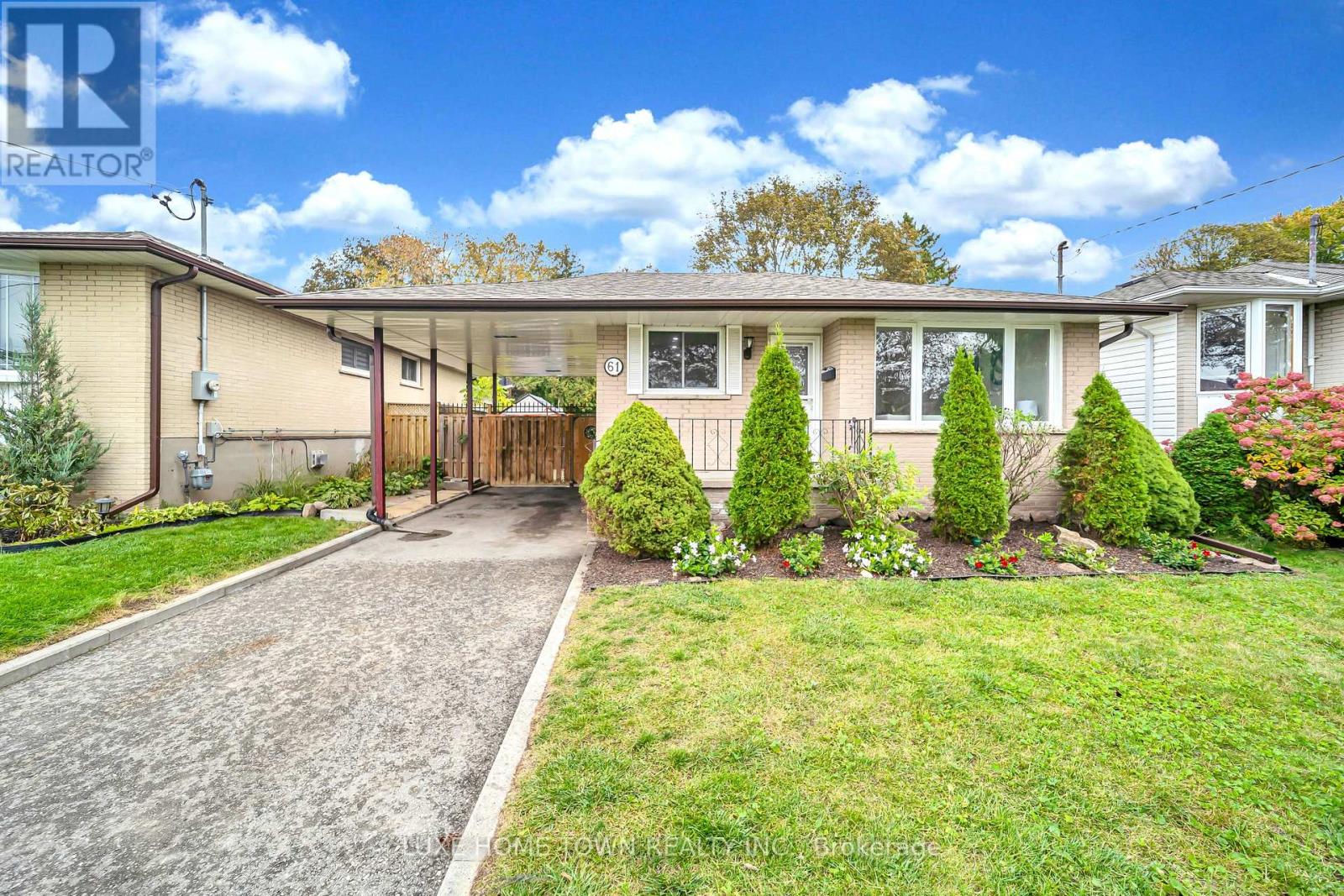 61 Keewatin Street S Property Photo 4