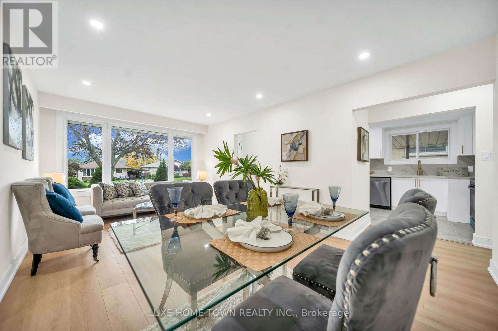 61 Keewatin Street S Property Photo 14
