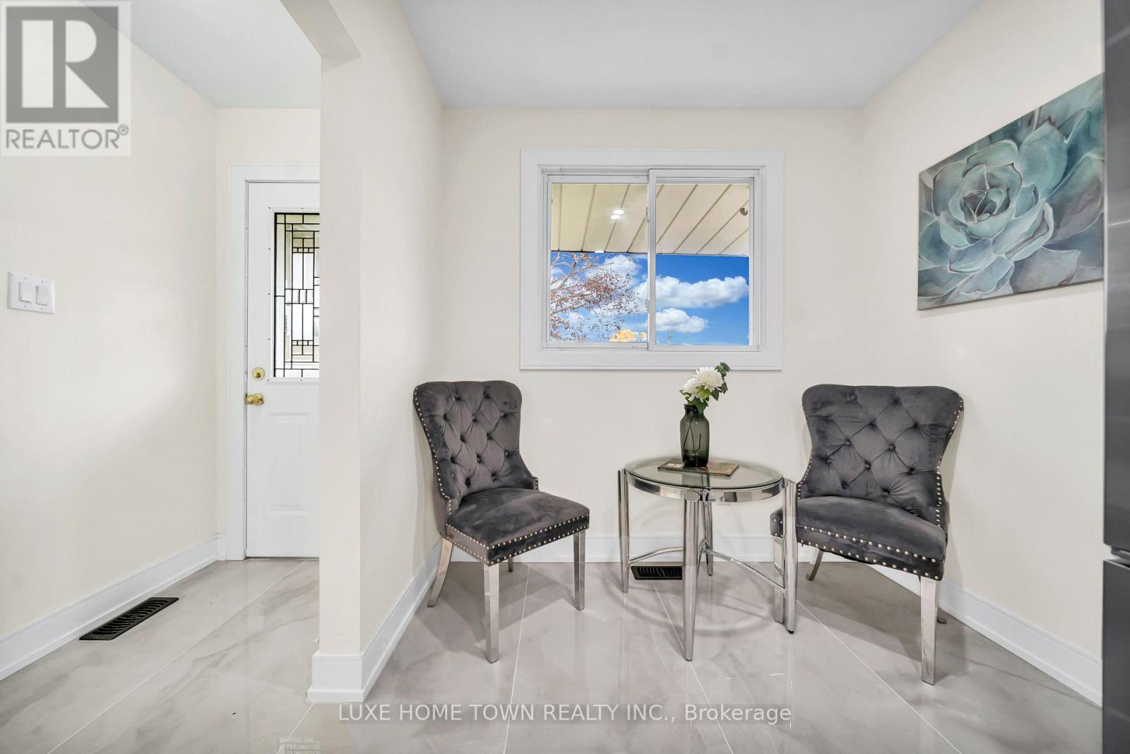 61 Keewatin Street S Property Photo 15