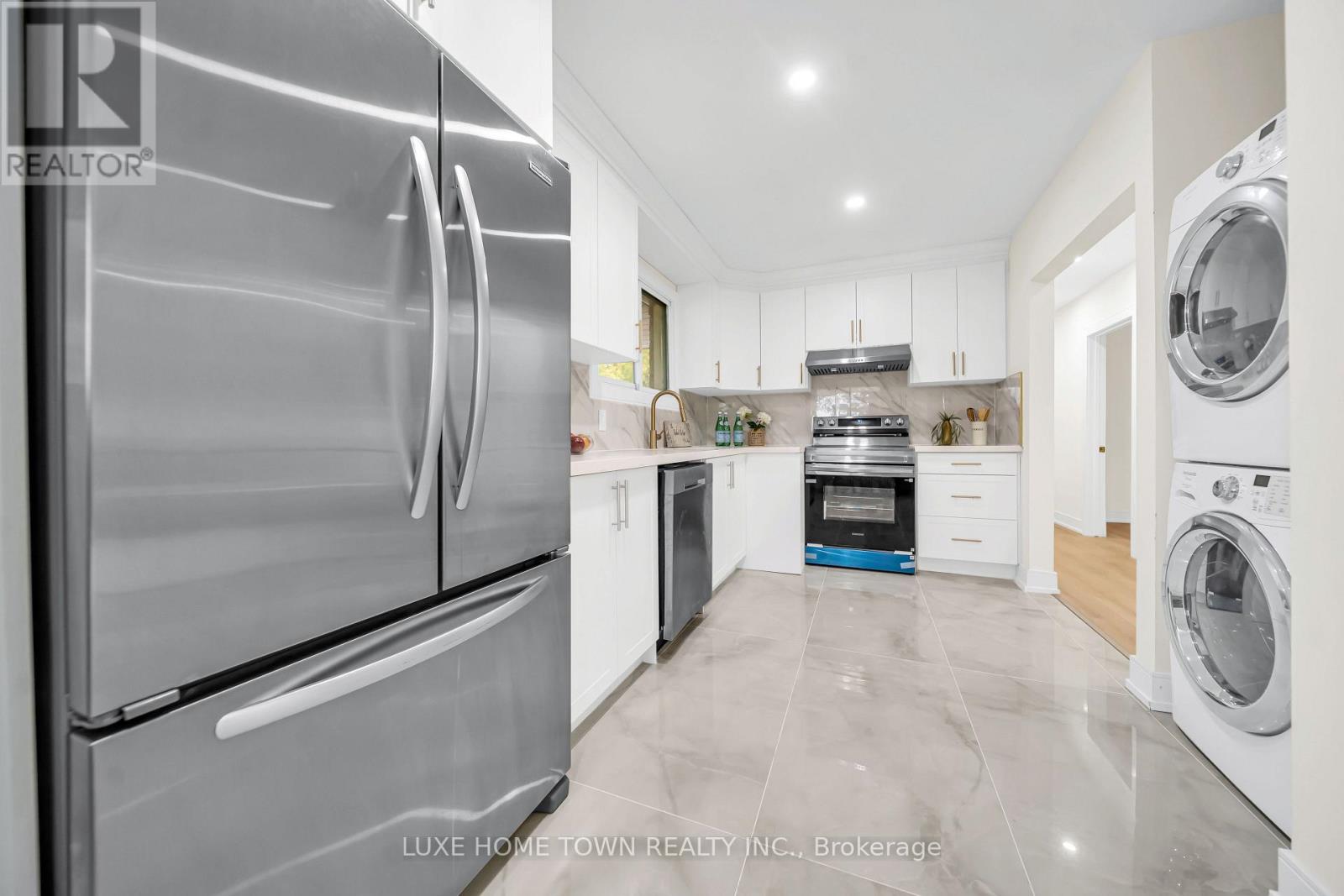 61 Keewatin Street S Property Photo 19