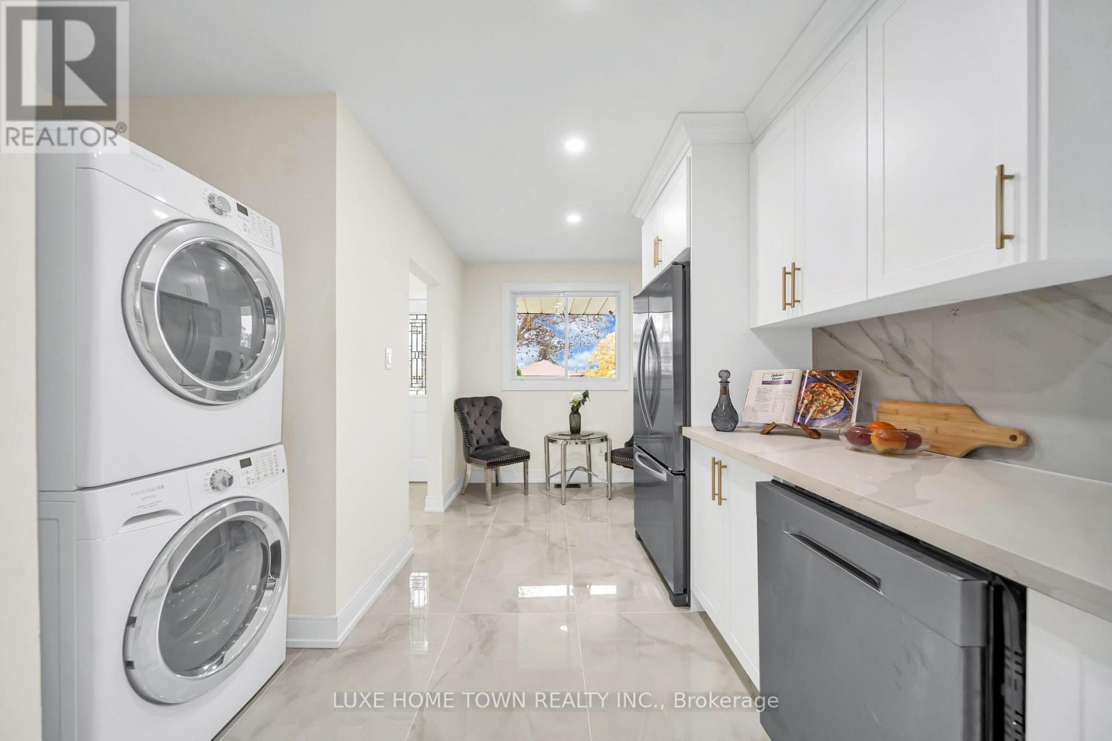 61 Keewatin Street S Property Photo 21