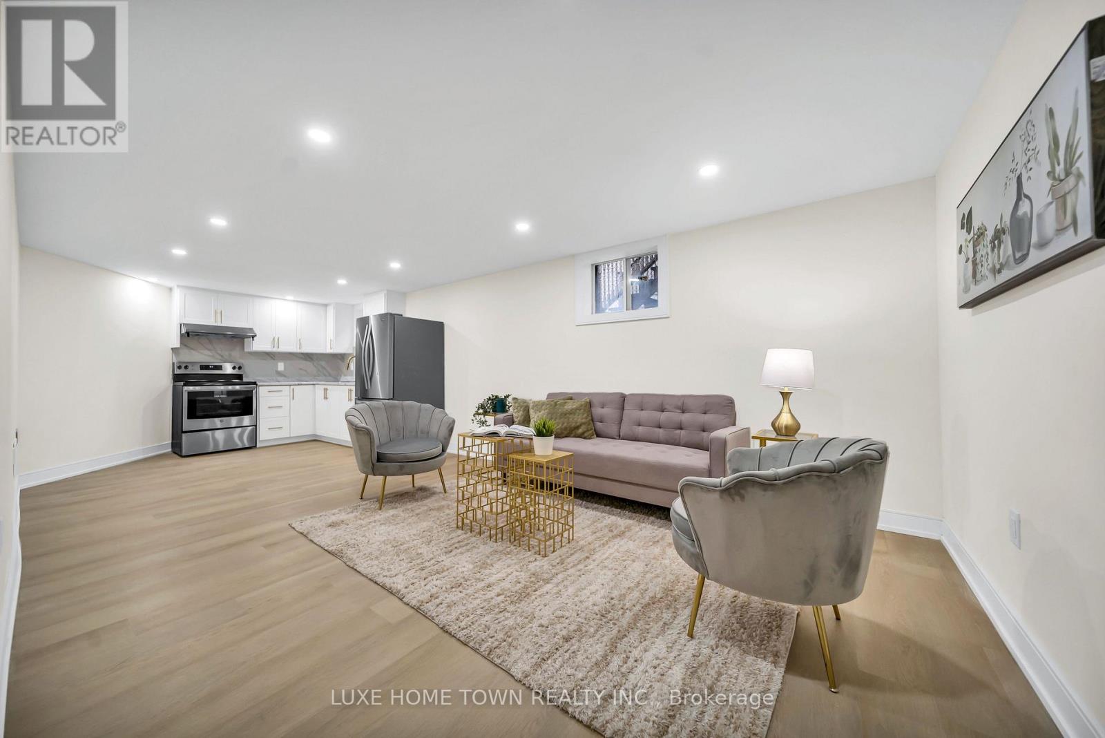 61 Keewatin Street S Property Photo 33