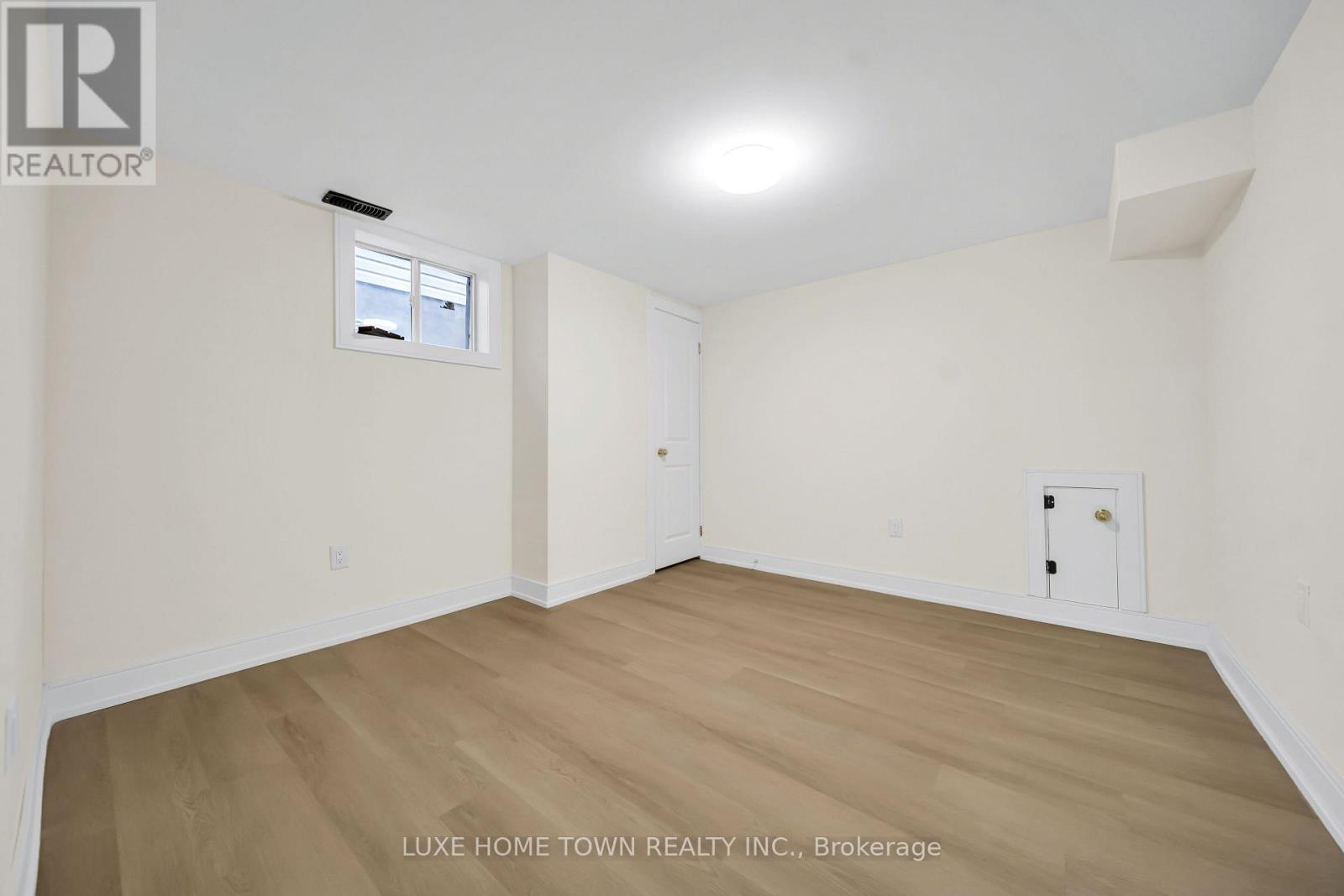 61 Keewatin Street S Property Photo 37