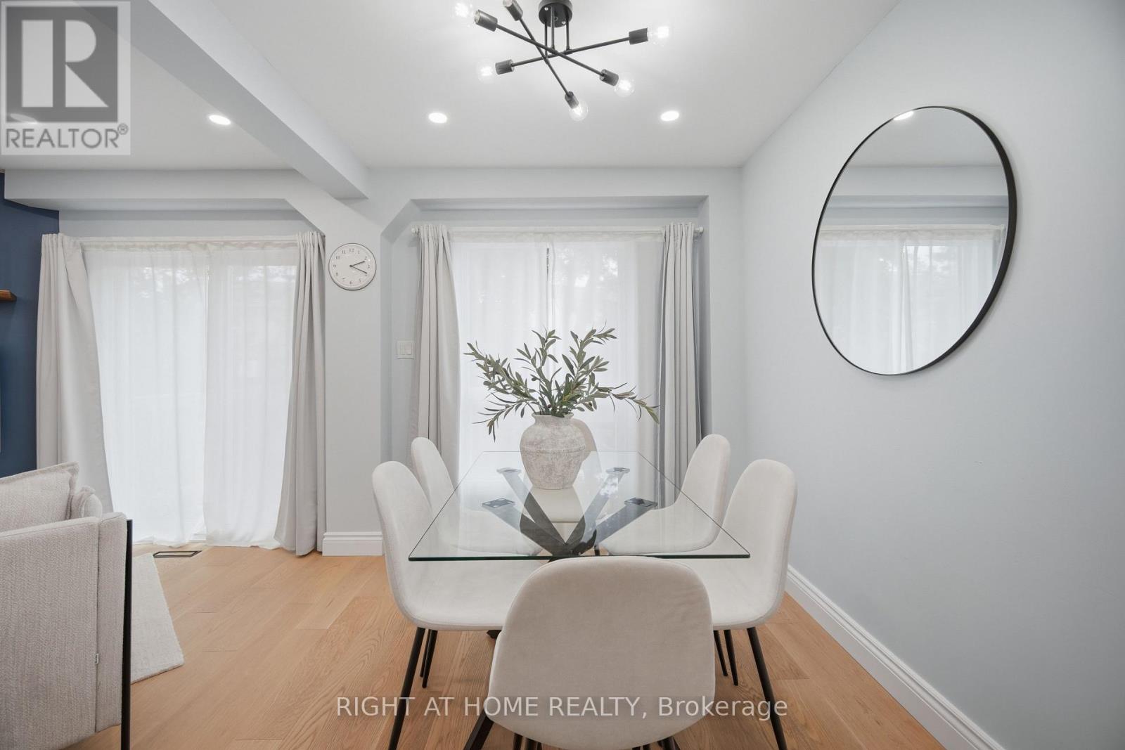 21 Dobson Drive Property Photo 12