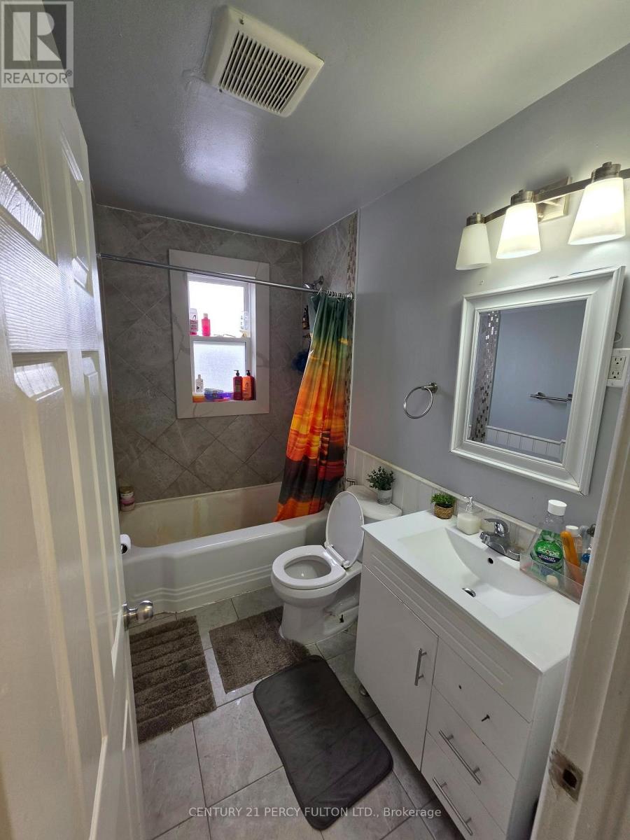 Main - 270 Wilson Road S Property Photo 9