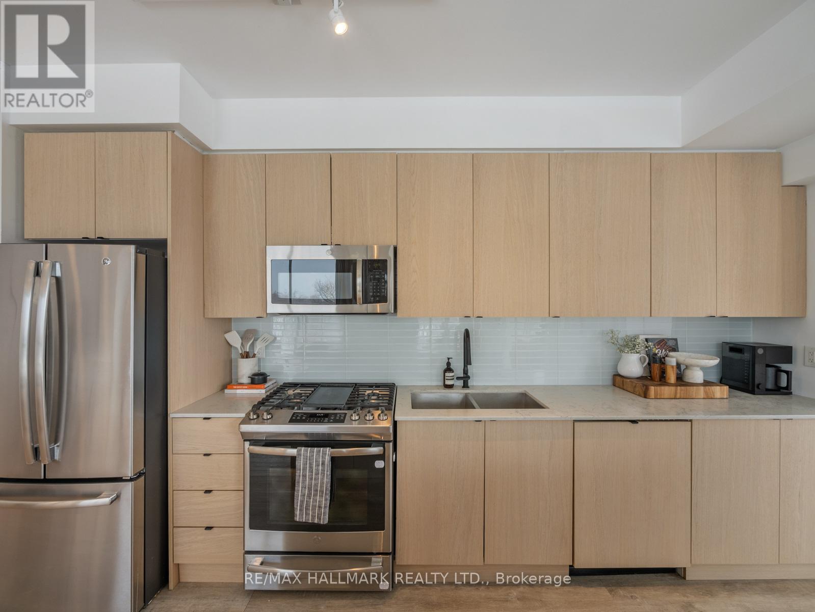 604 - 1350 Kingston Road Property Photo 14