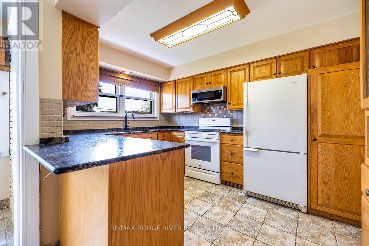 184 Garrard Road Property Photo 8