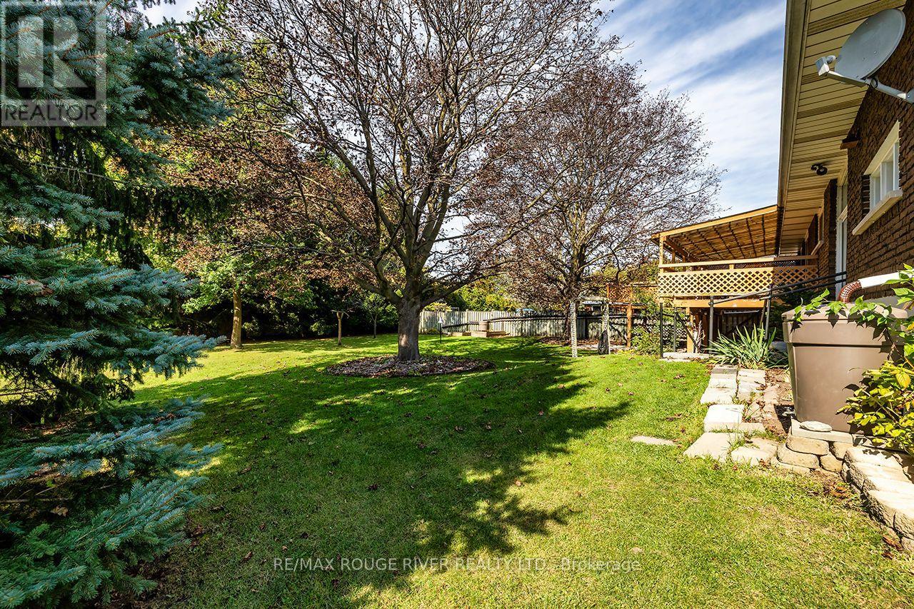 184 Garrard Road Property Photo 40