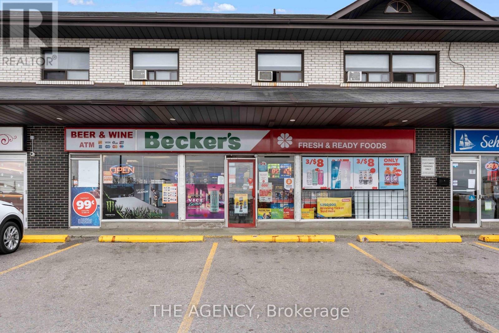 1339 King Street E Property Photo 1