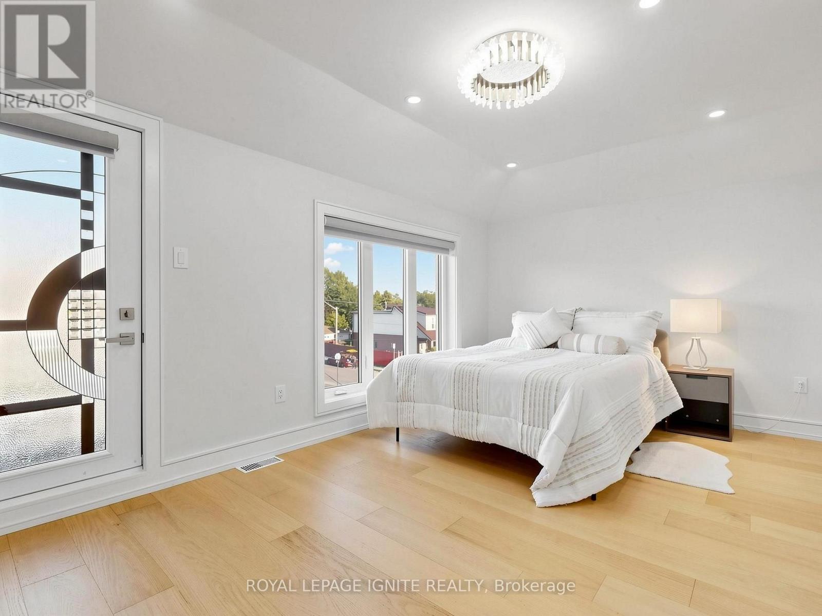 52a Robinson Avenue Property Photo 25