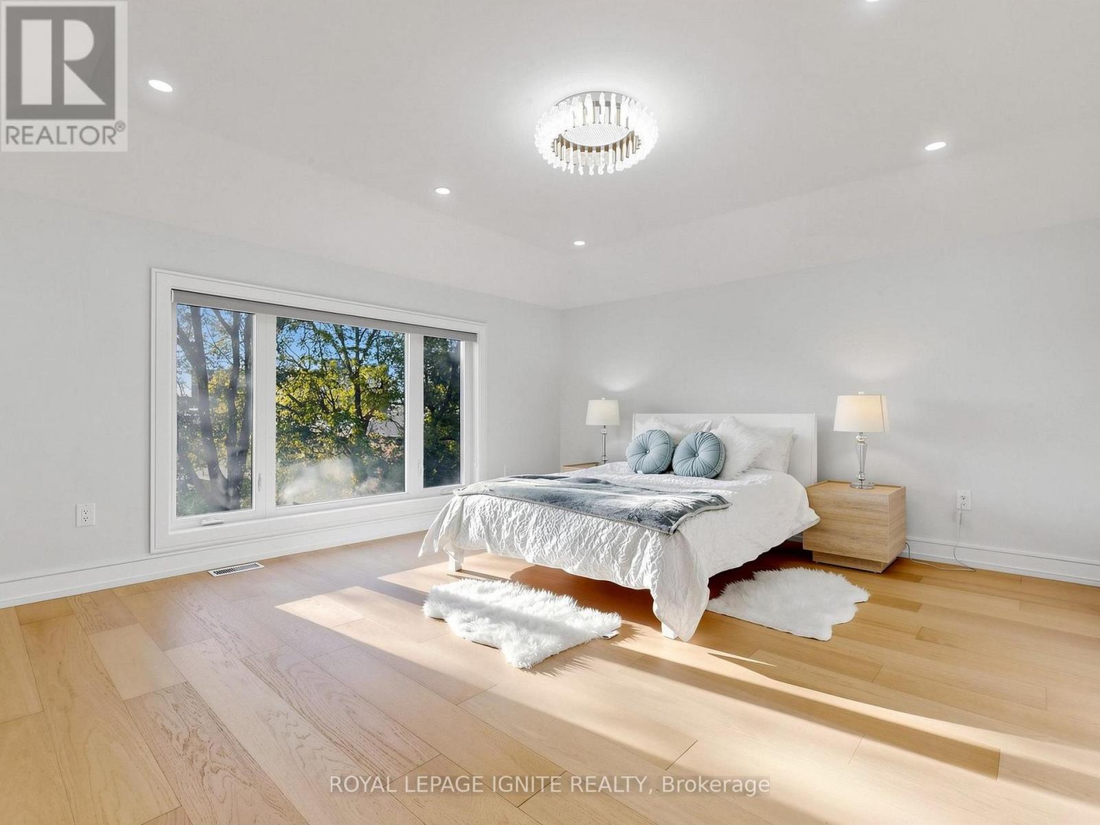 52a Robinson Avenue Property Photo 32