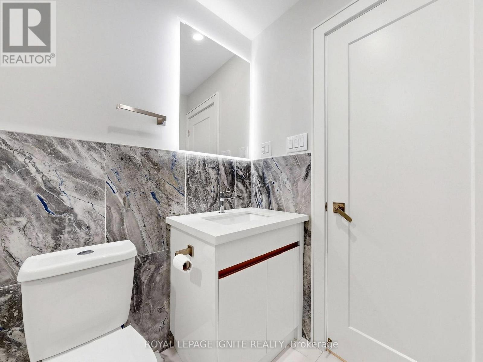 52a Robinson Avenue Property Photo 40
