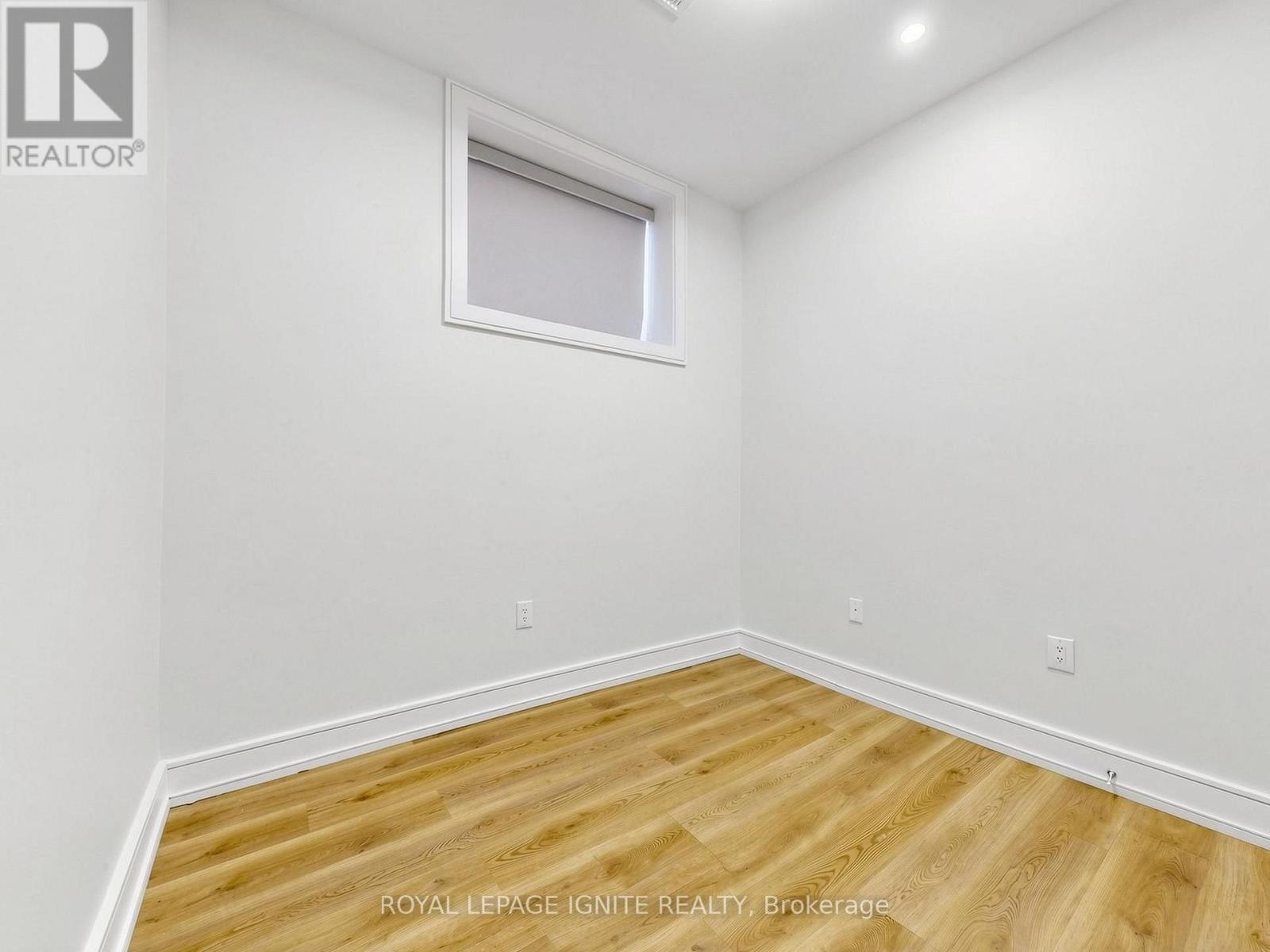 52a Robinson Avenue Property Photo 41