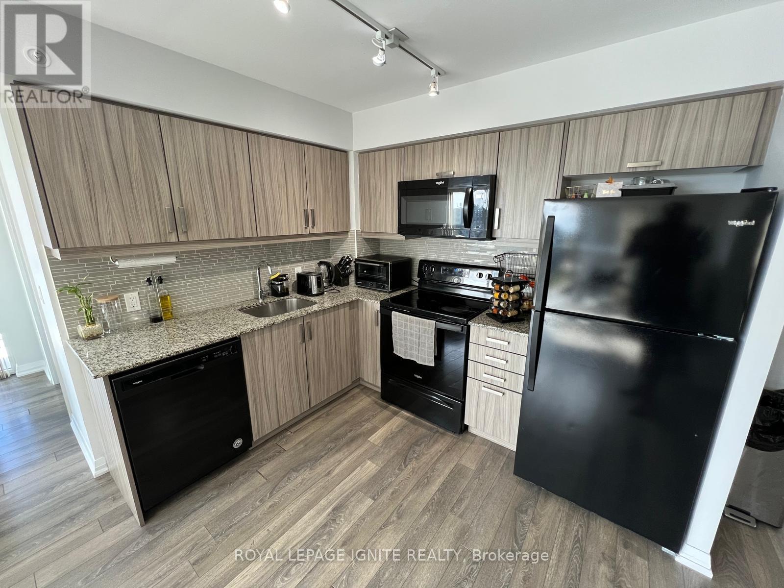 1502 - 30 Meadowglen Place Property Photo 2