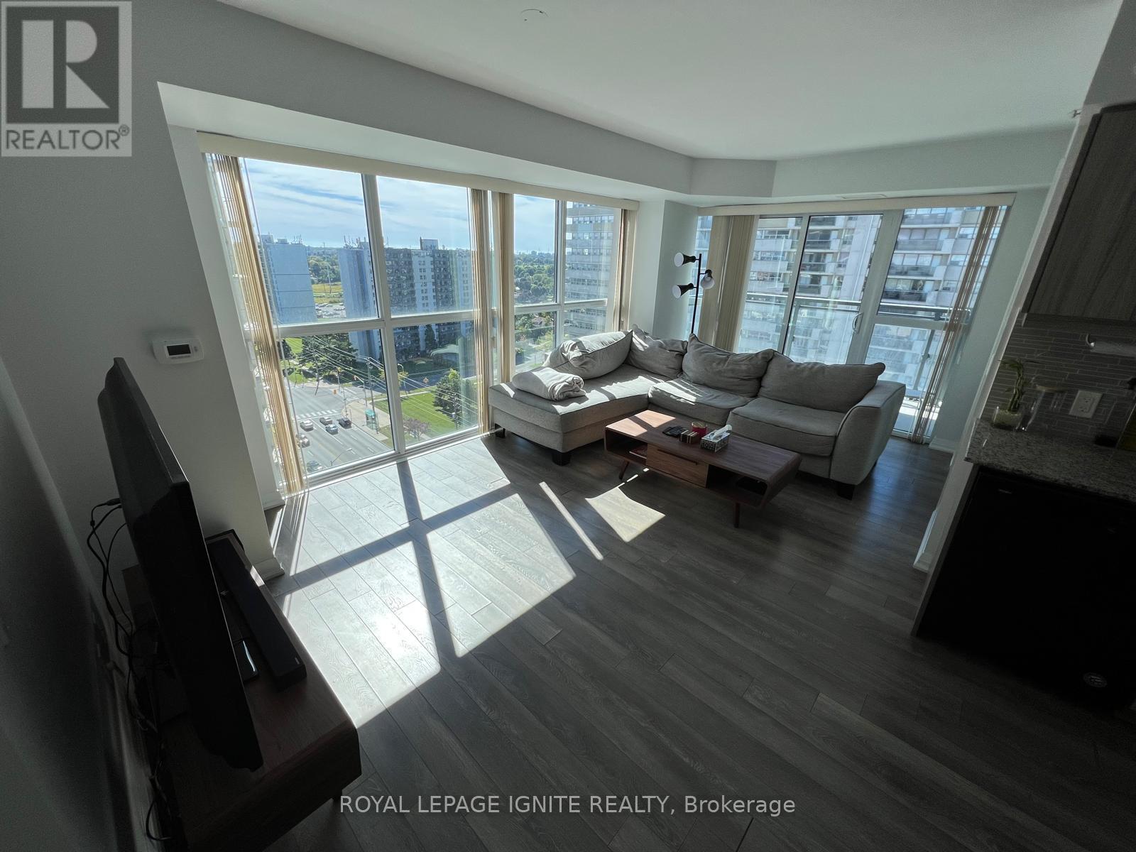 1502 - 30 Meadowglen Place Property Photo 5