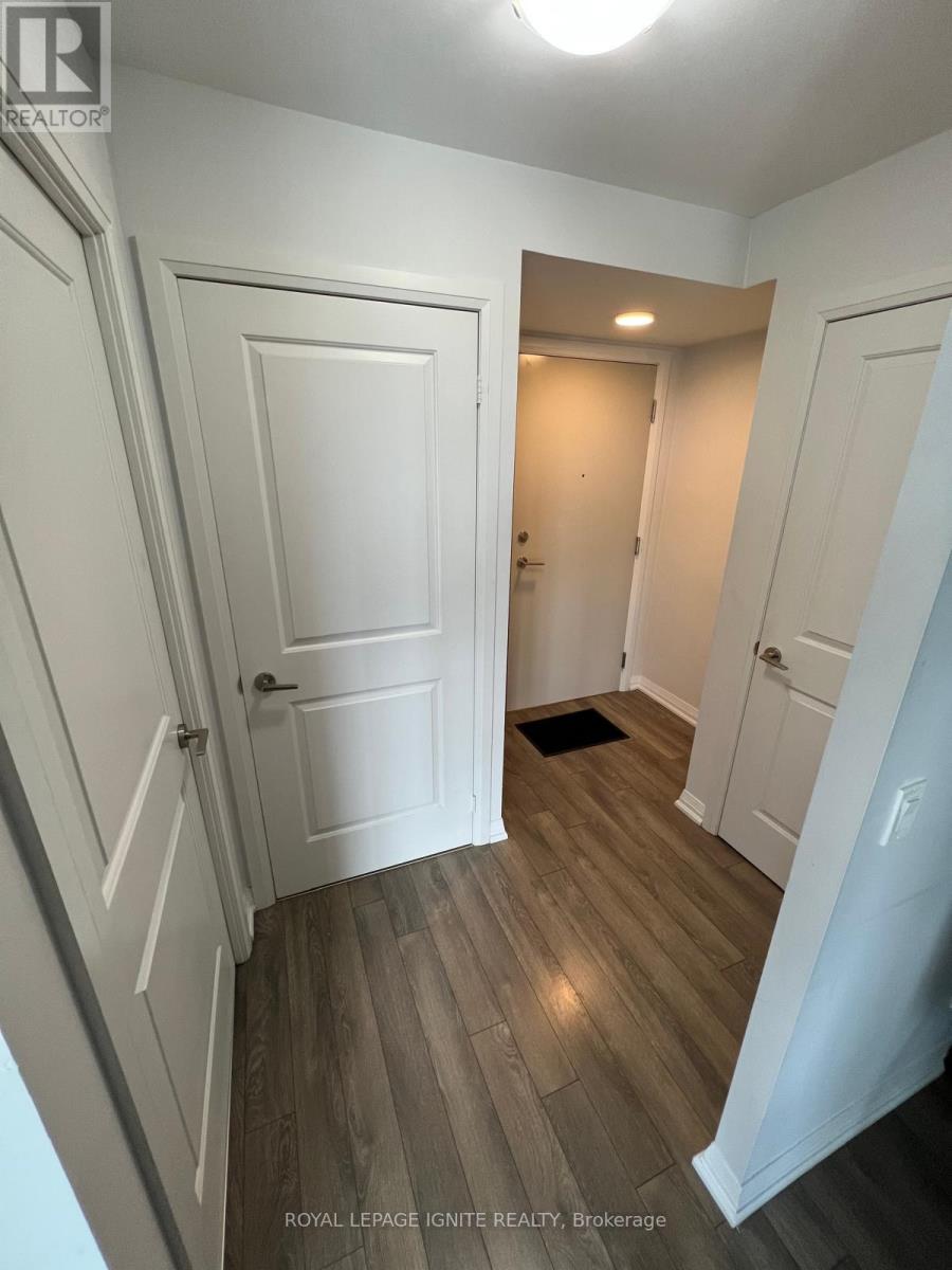 1502 - 30 Meadowglen Place Property Photo 10