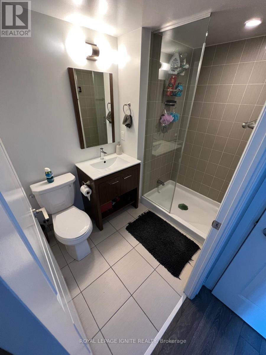 1502 - 30 Meadowglen Place Property Photo 12