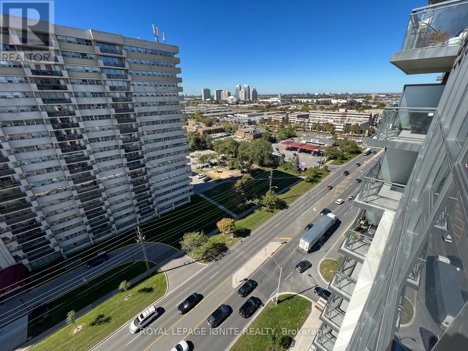 1502 - 30 Meadowglen Place Property Photo 14