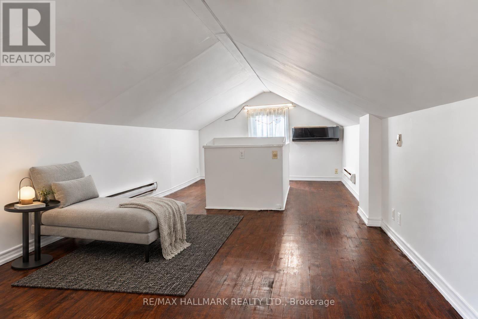 14 Saunders Road Property Photo 14