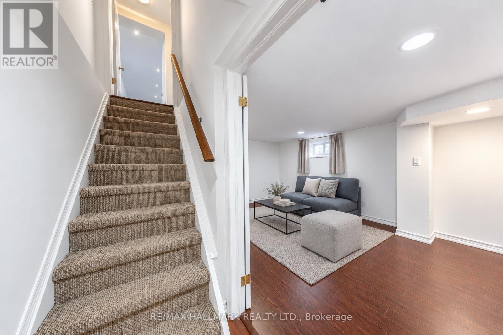 14 Saunders Road Property Photo 15