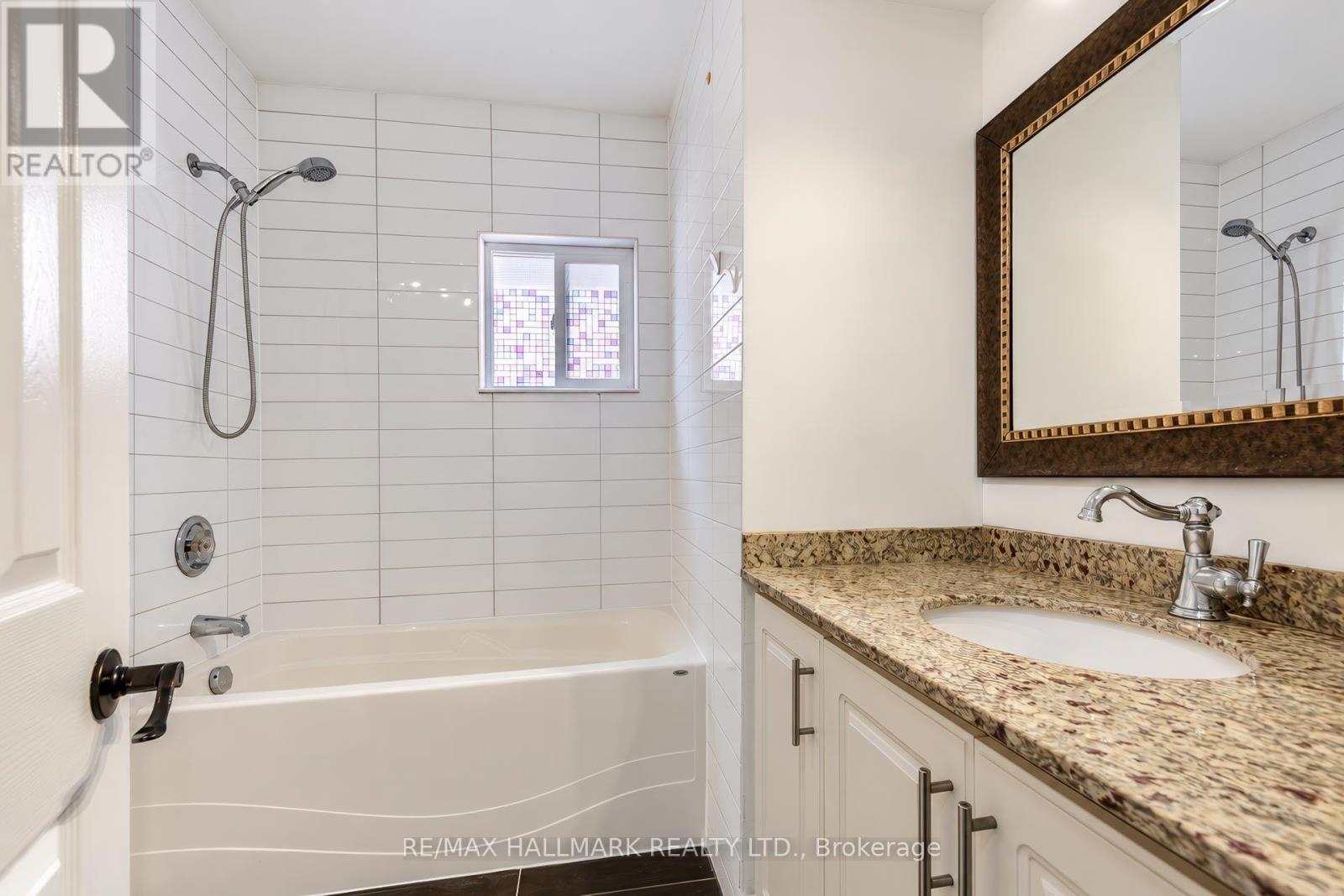 14 Saunders Road Property Photo 27