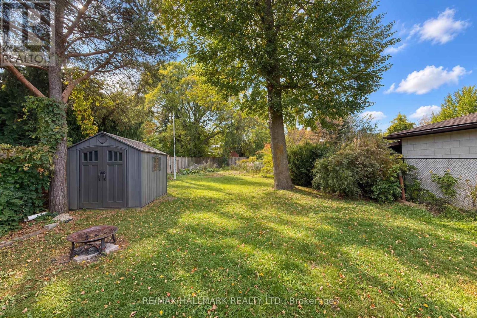 14 Saunders Road Property Photo 40