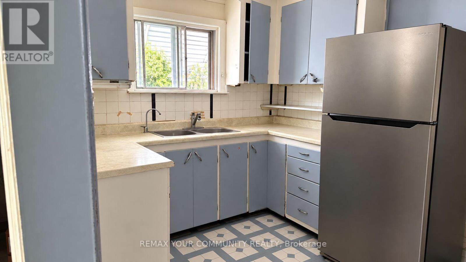 56 Commonwealth Avenue Property Photo 3