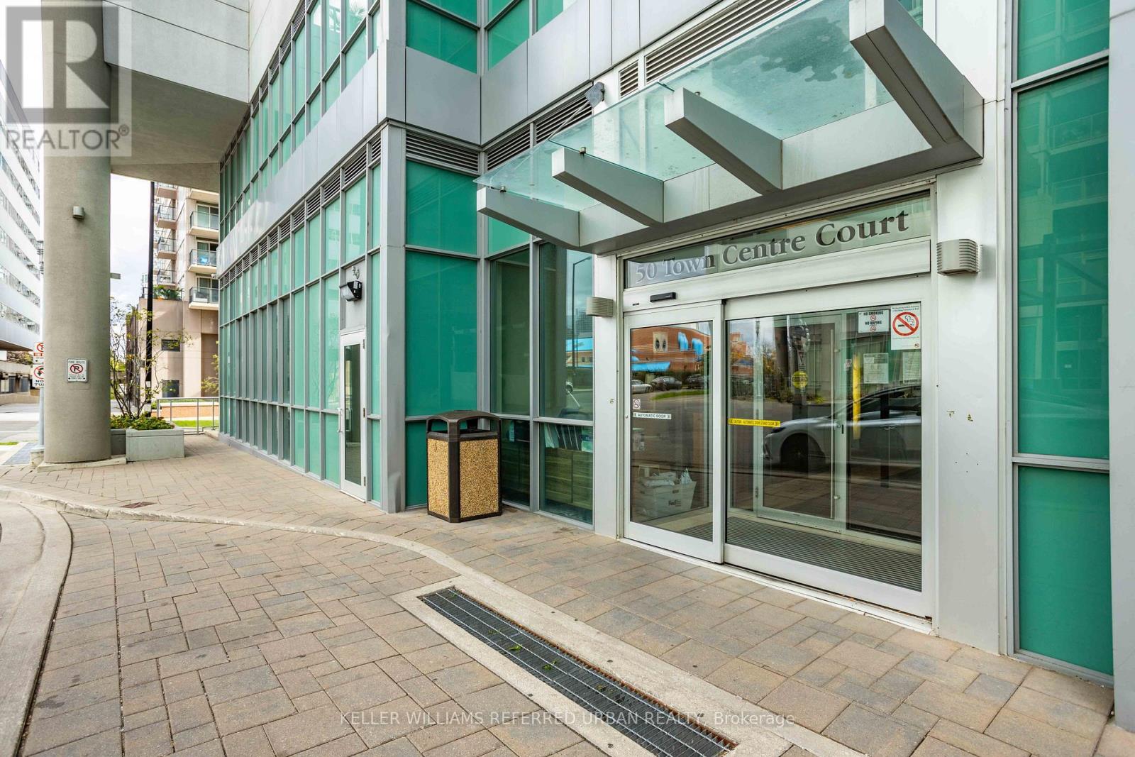 1107 - 50 Town Centre Court Property Photo 17