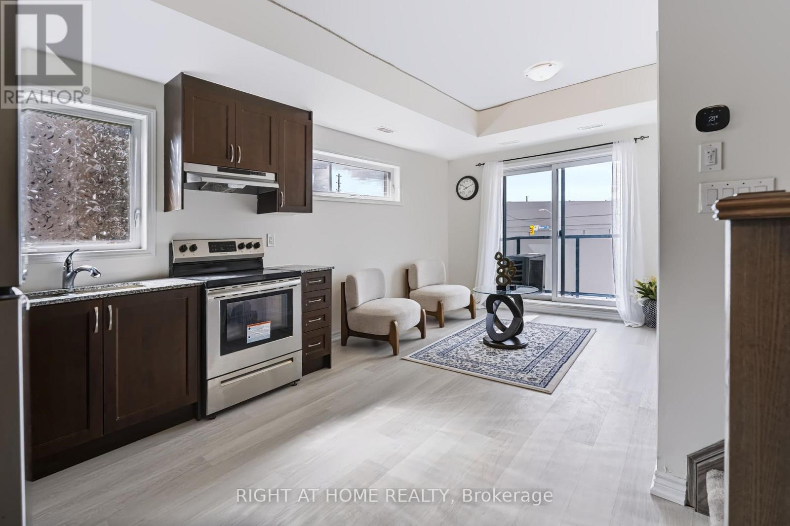 429 - 2789 Eglinton Avenue E Property Photo 1