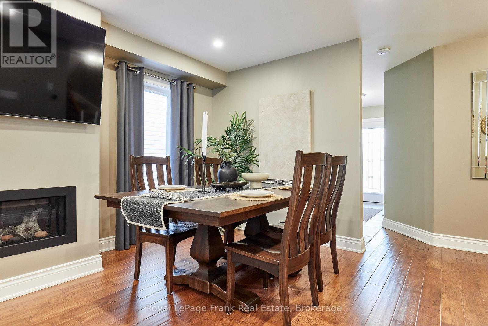 78 Beachgrove Crescent Property Photo 11