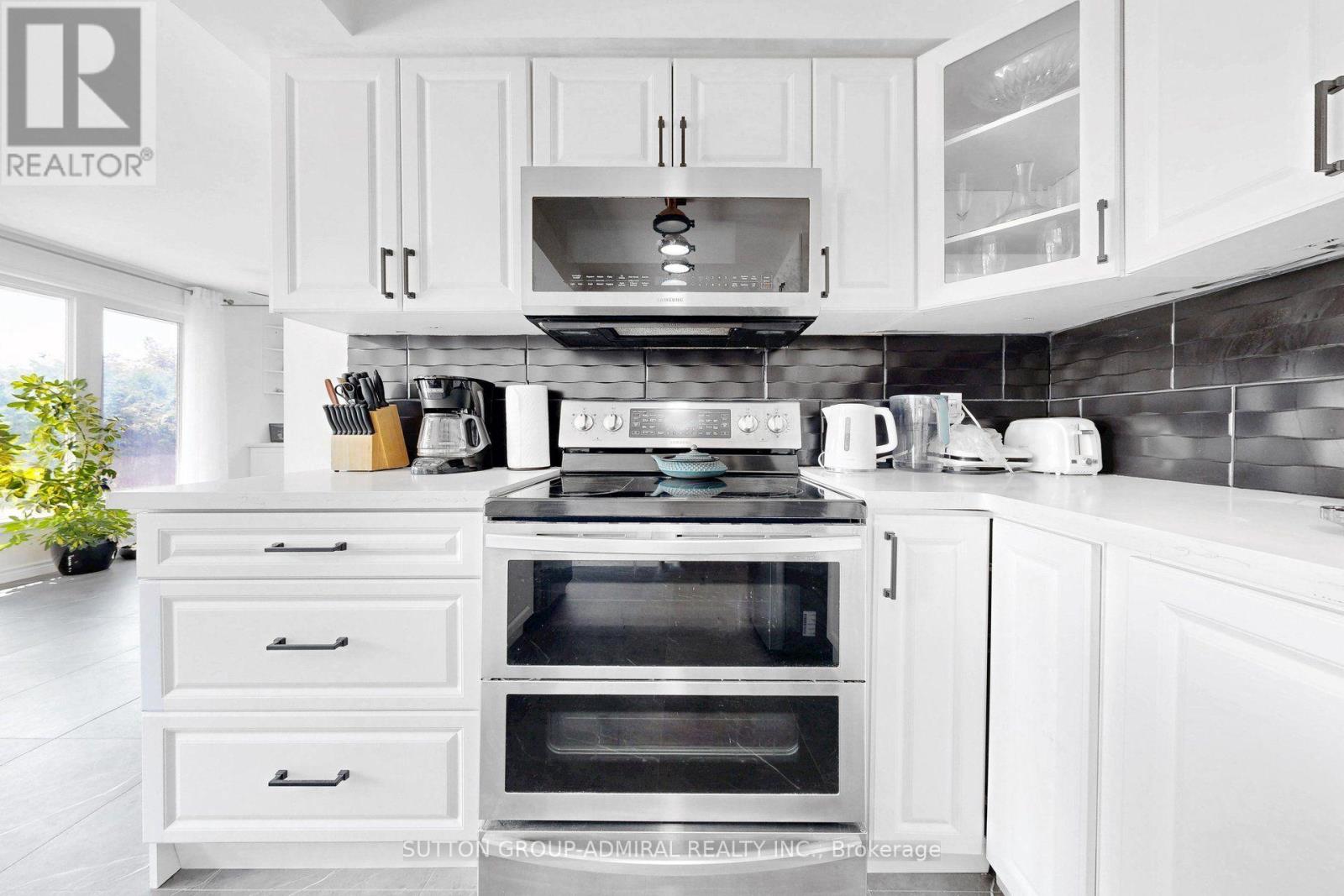 879 Peggoty Circle Property Photo 13
