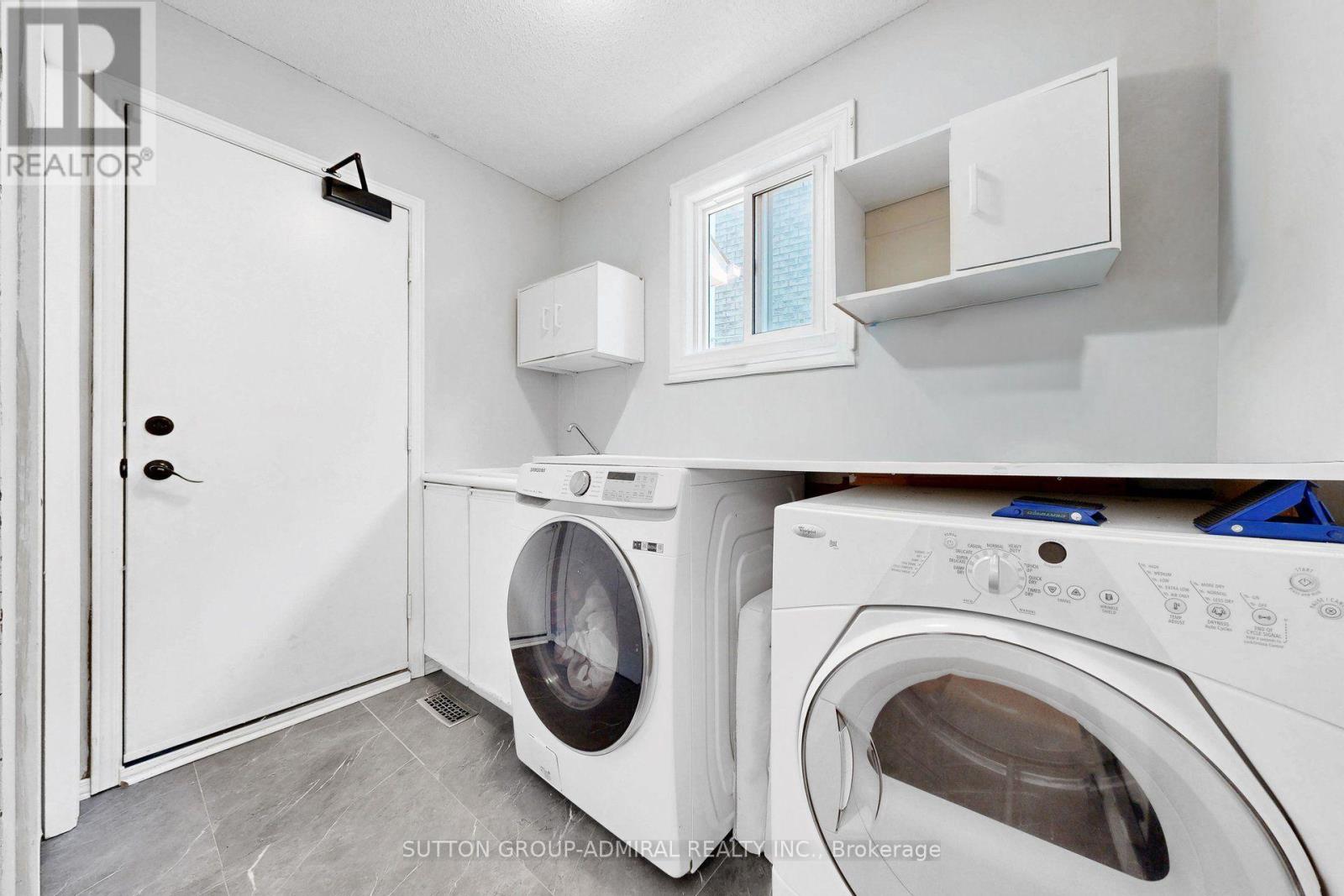 879 Peggoty Circle Property Photo 22