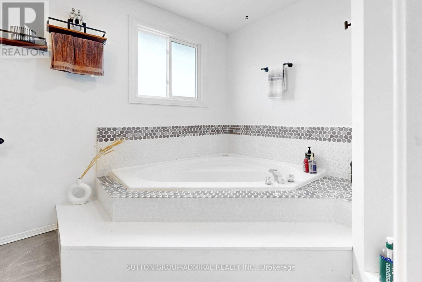 879 Peggoty Circle Property Photo 27