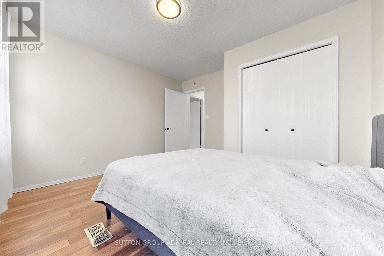 879 Peggoty Circle Property Photo 34