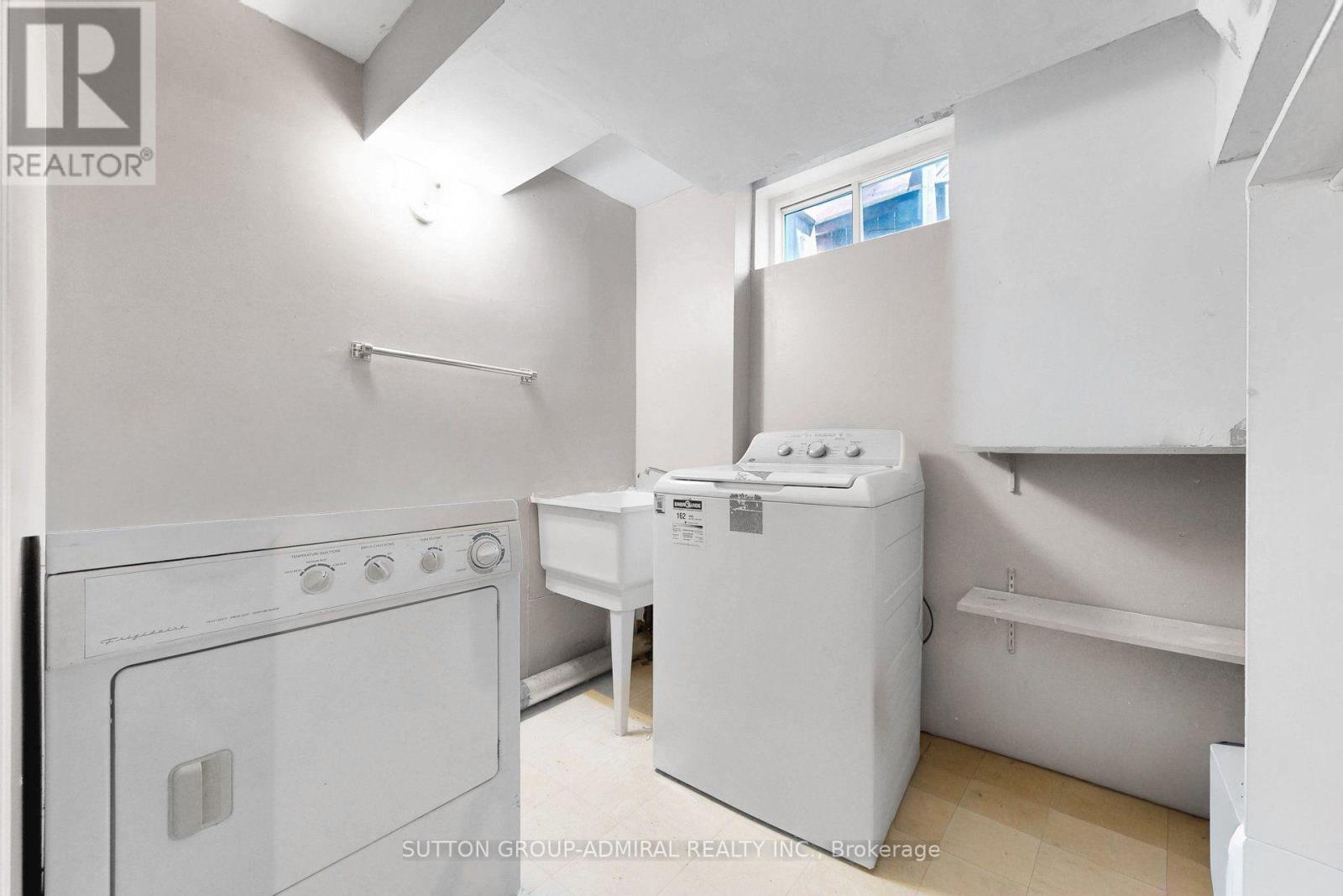 879 Peggoty Circle Property Photo 45