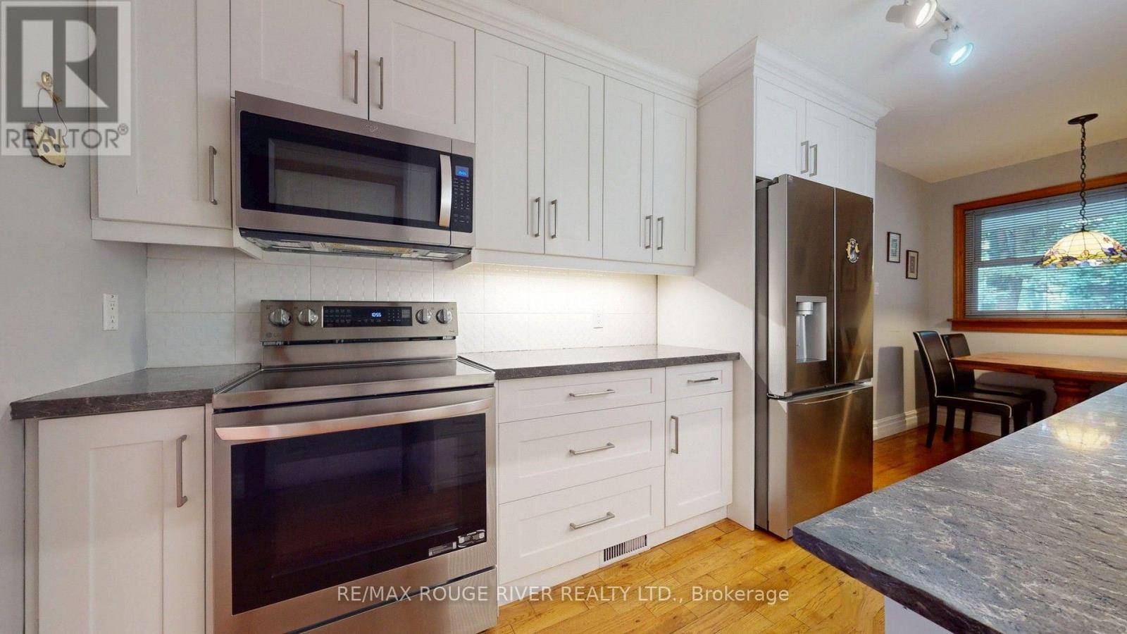 37 Acland Crescent Property Photo 6
