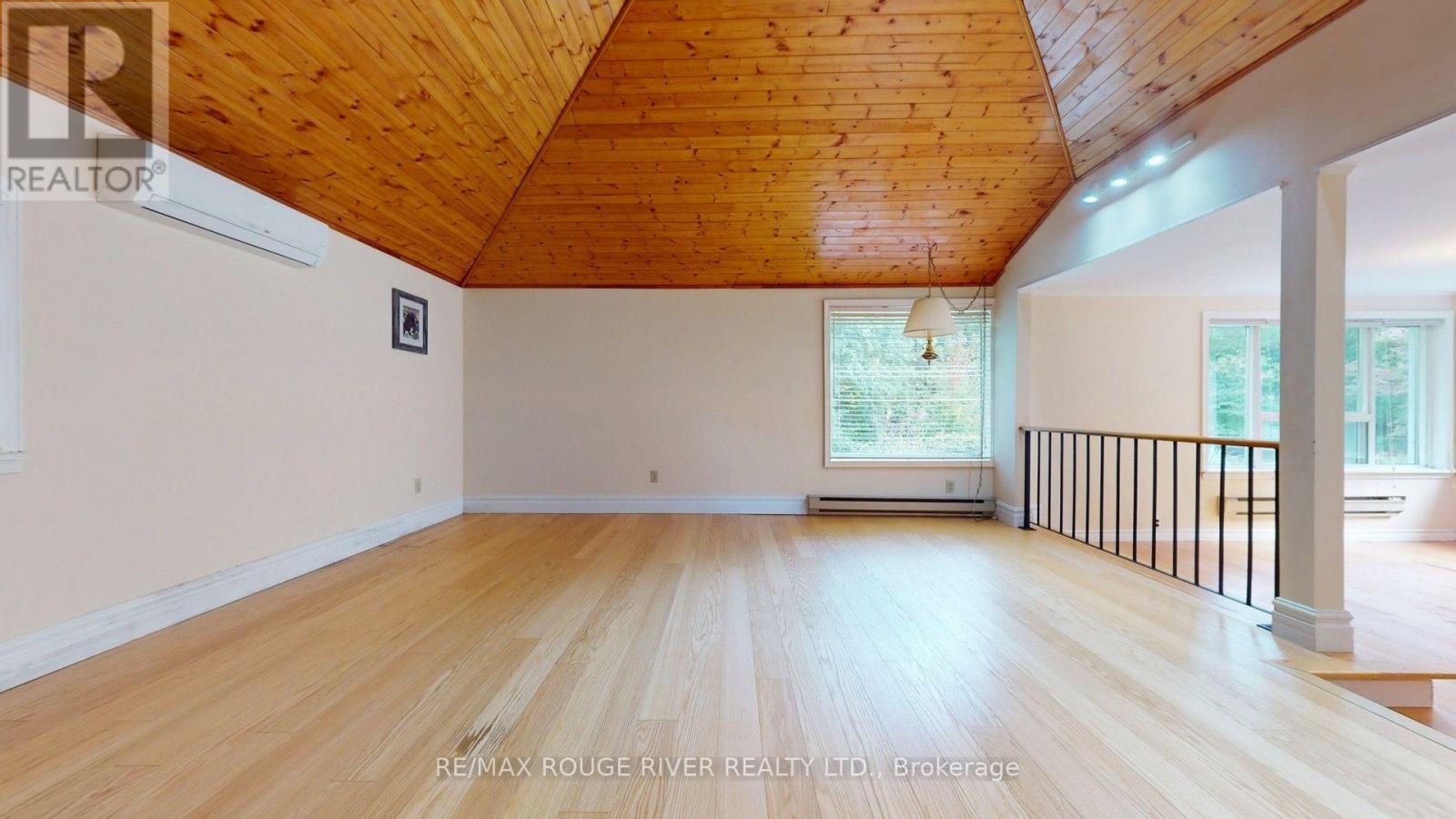 37 Acland Crescent Property Photo 17