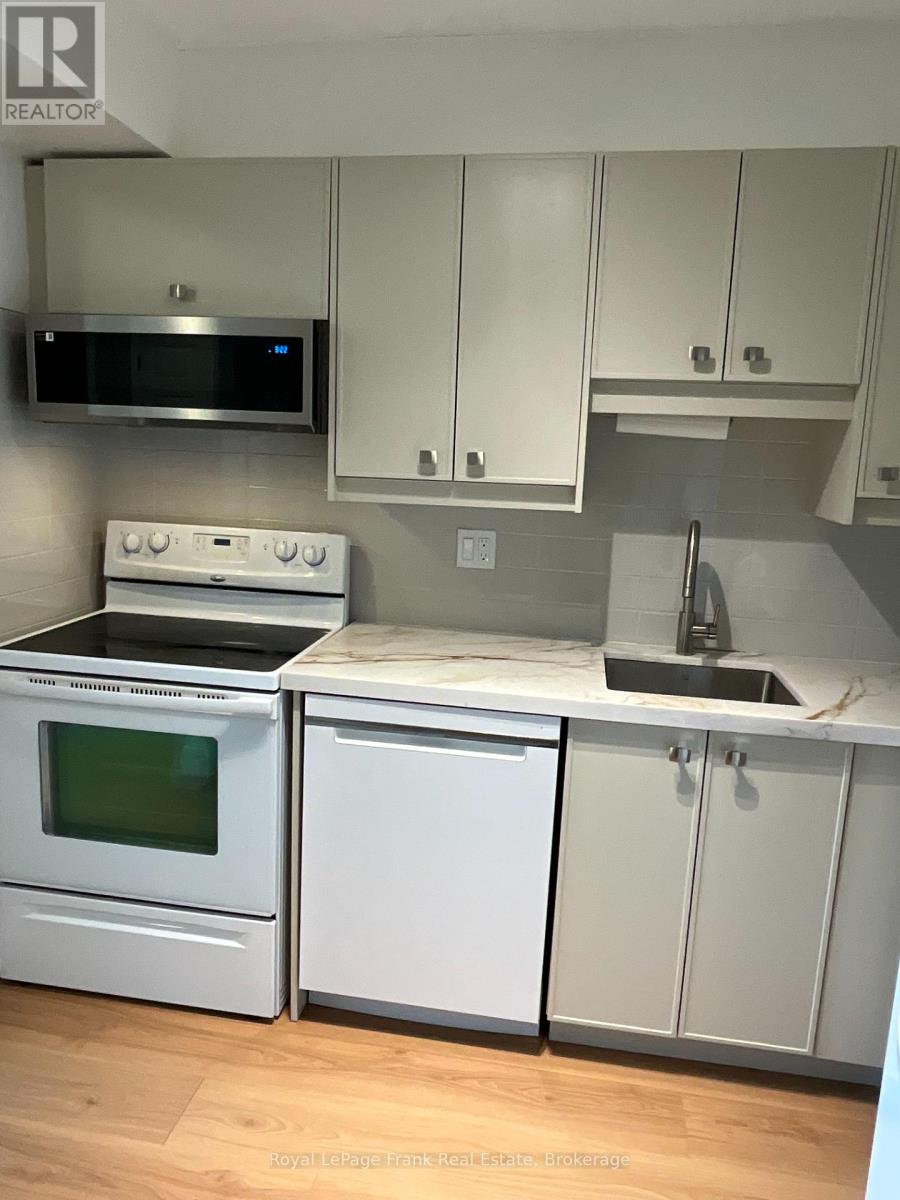 205 - 80 Athol Street E Property Photo 6