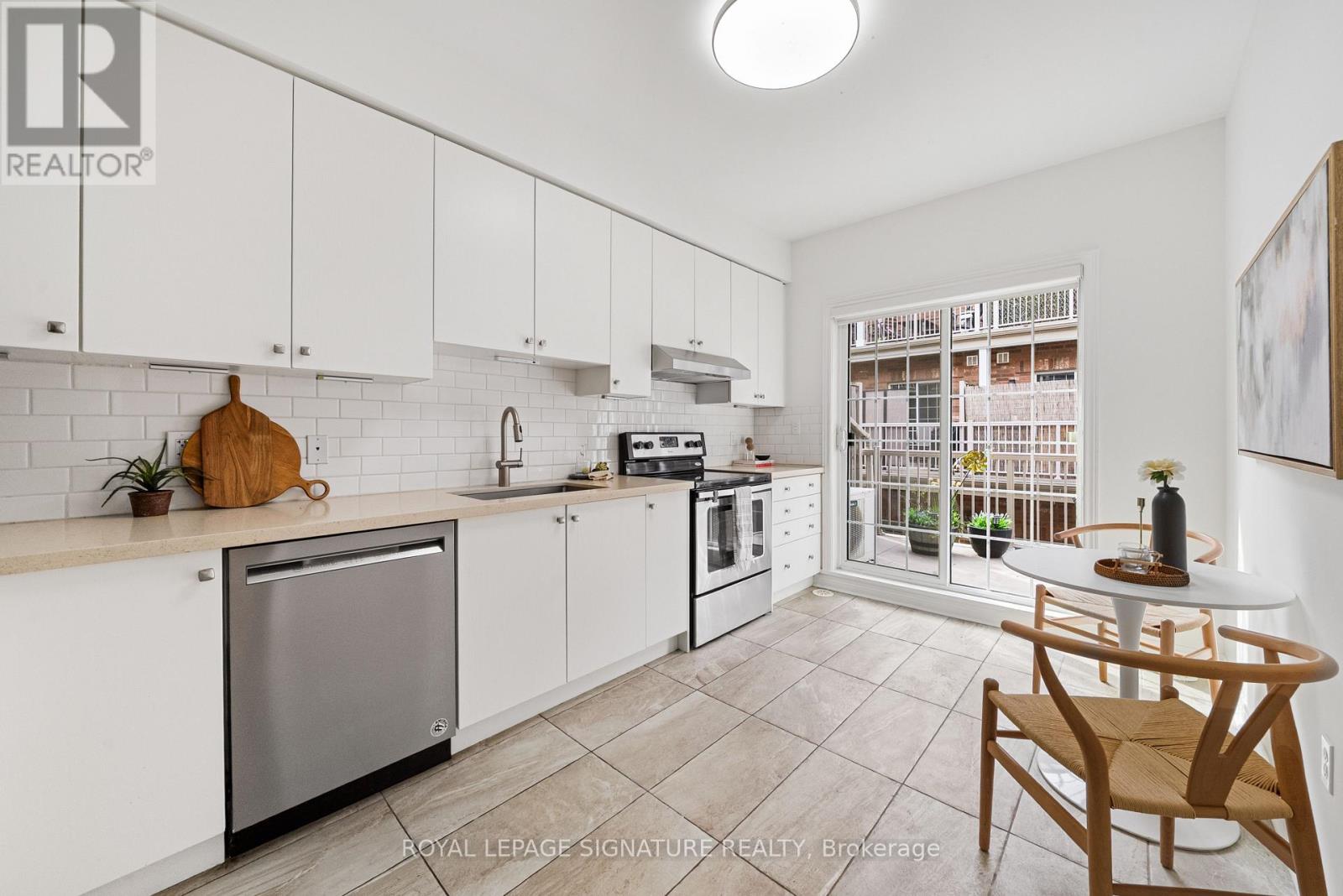 34 Carnahan Terrace Property Photo 12